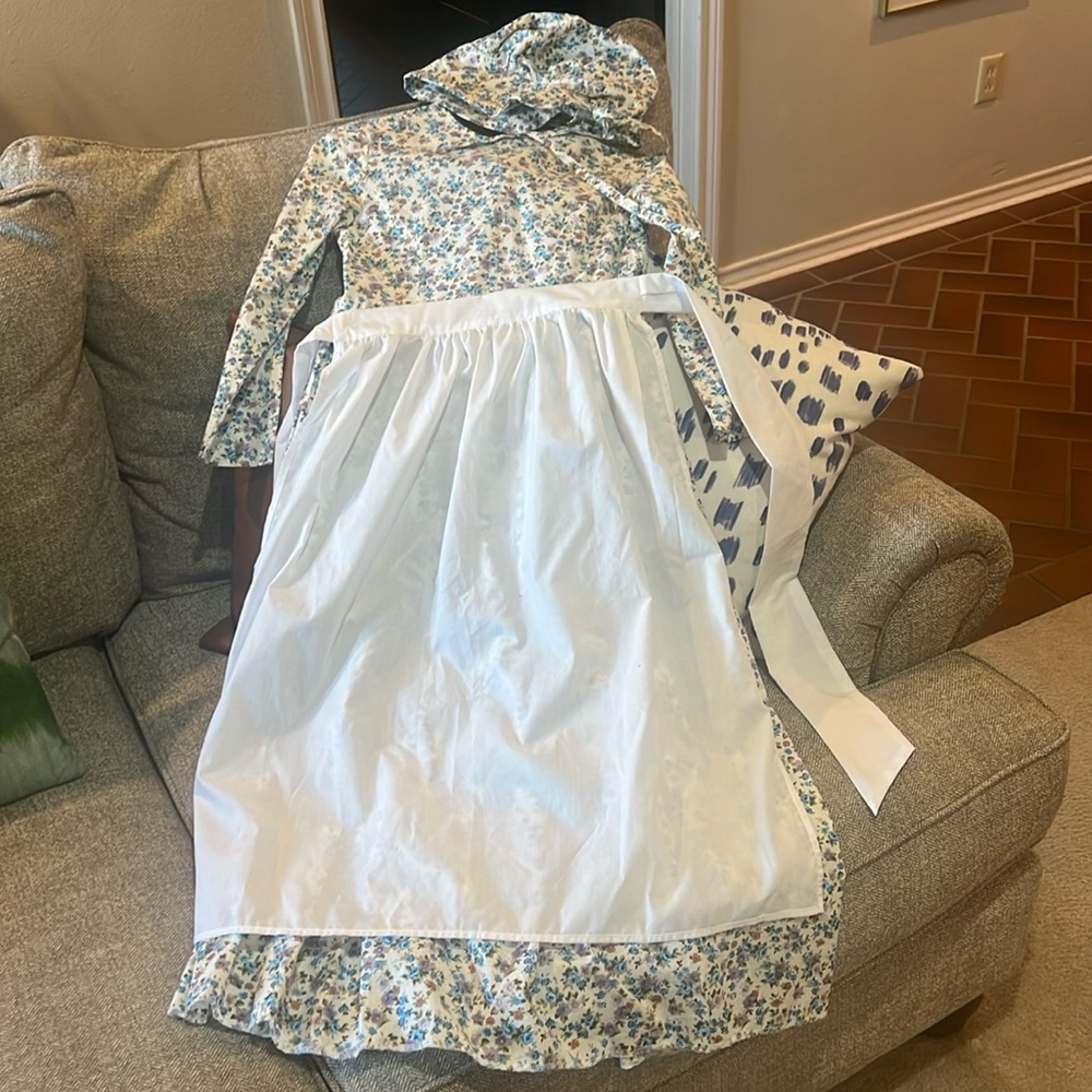Pioneer girl’s dress